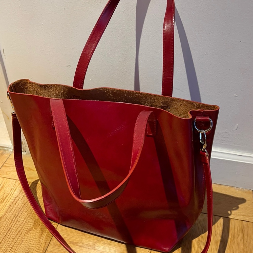 100% red leather tote